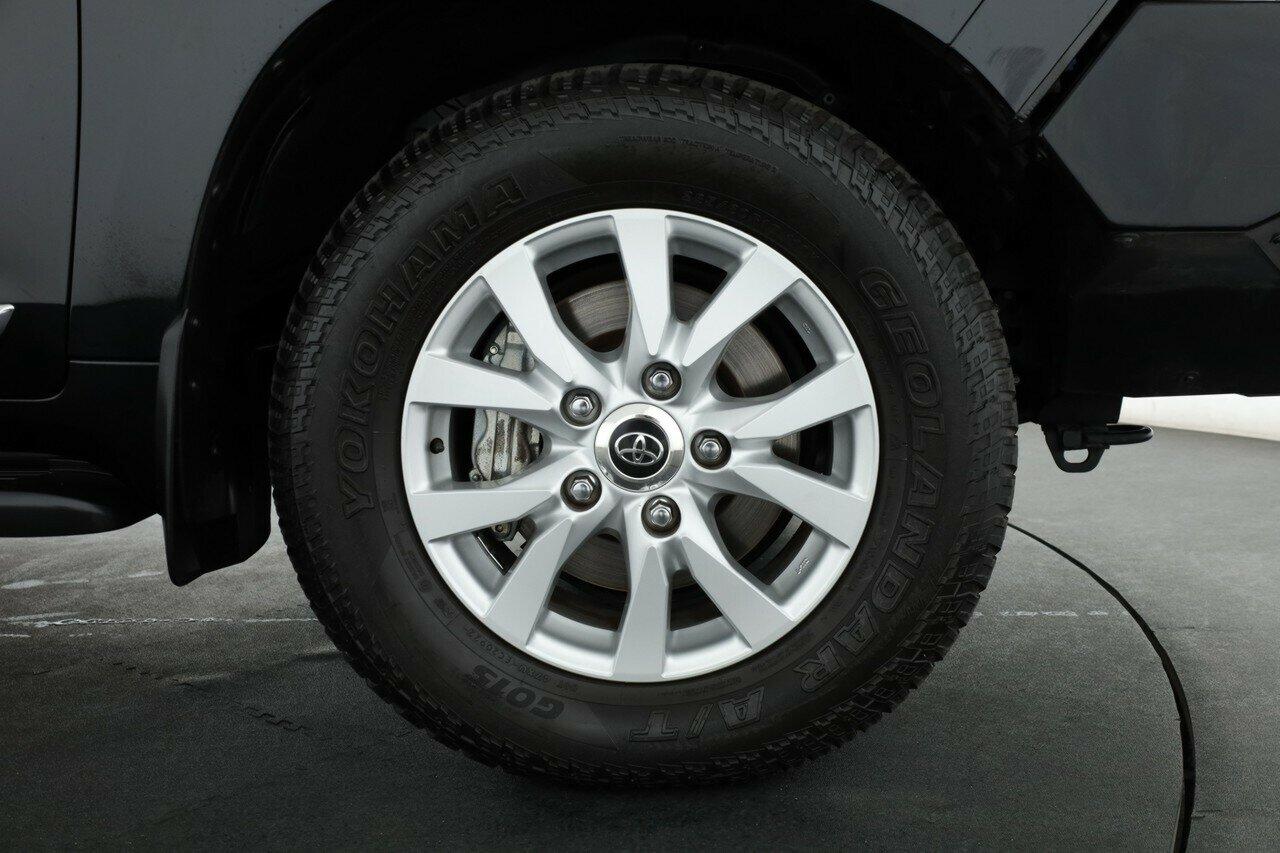 Toyota Landcruiser image 4