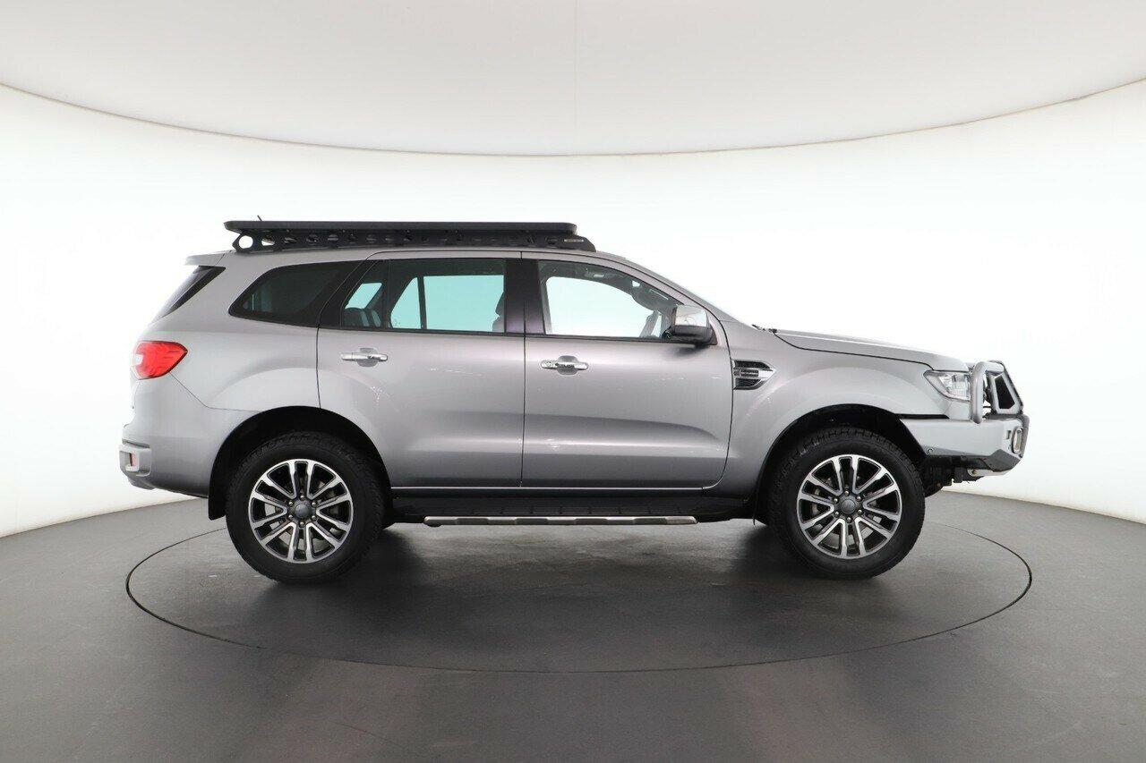 Ford Everest image 2