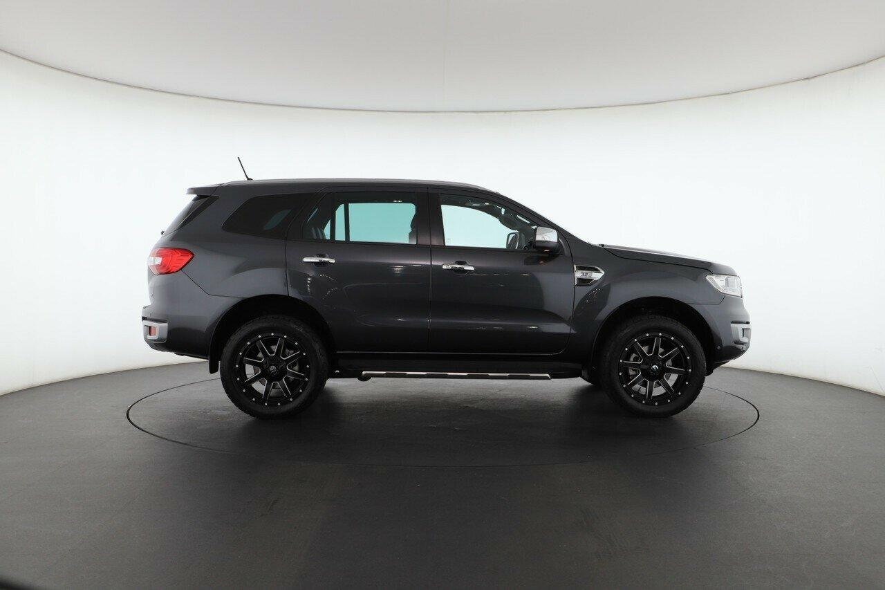 Ford Everest image 2
